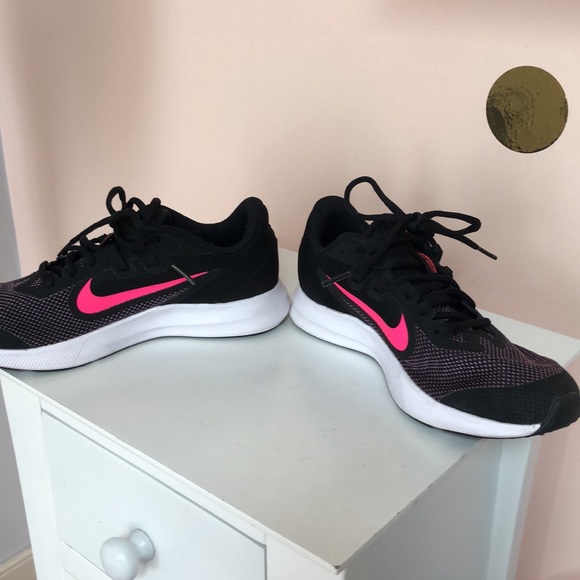 Nike Running Shoes👟 - Picture 3 of 5